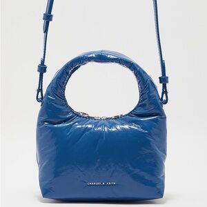 NWOT Arch wrinkle effect puffy mini bag with adjustable crossbody strap